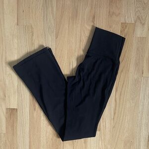 Aritzia TNA Butter Flare Split Hem Leggings